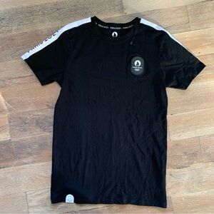 Official 2024 Paris Olympic Black White Stripe Short Sleeve T-Shirt Size Small